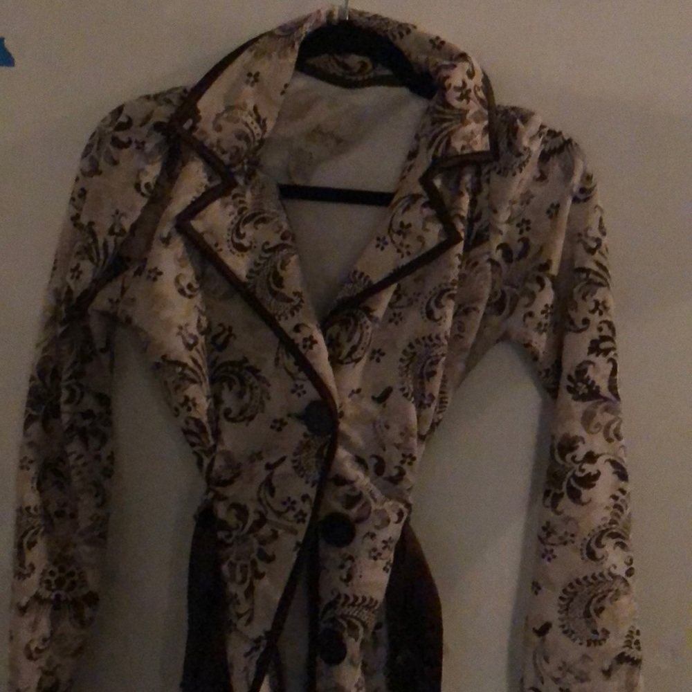 Jacket - Picture 3 of 3